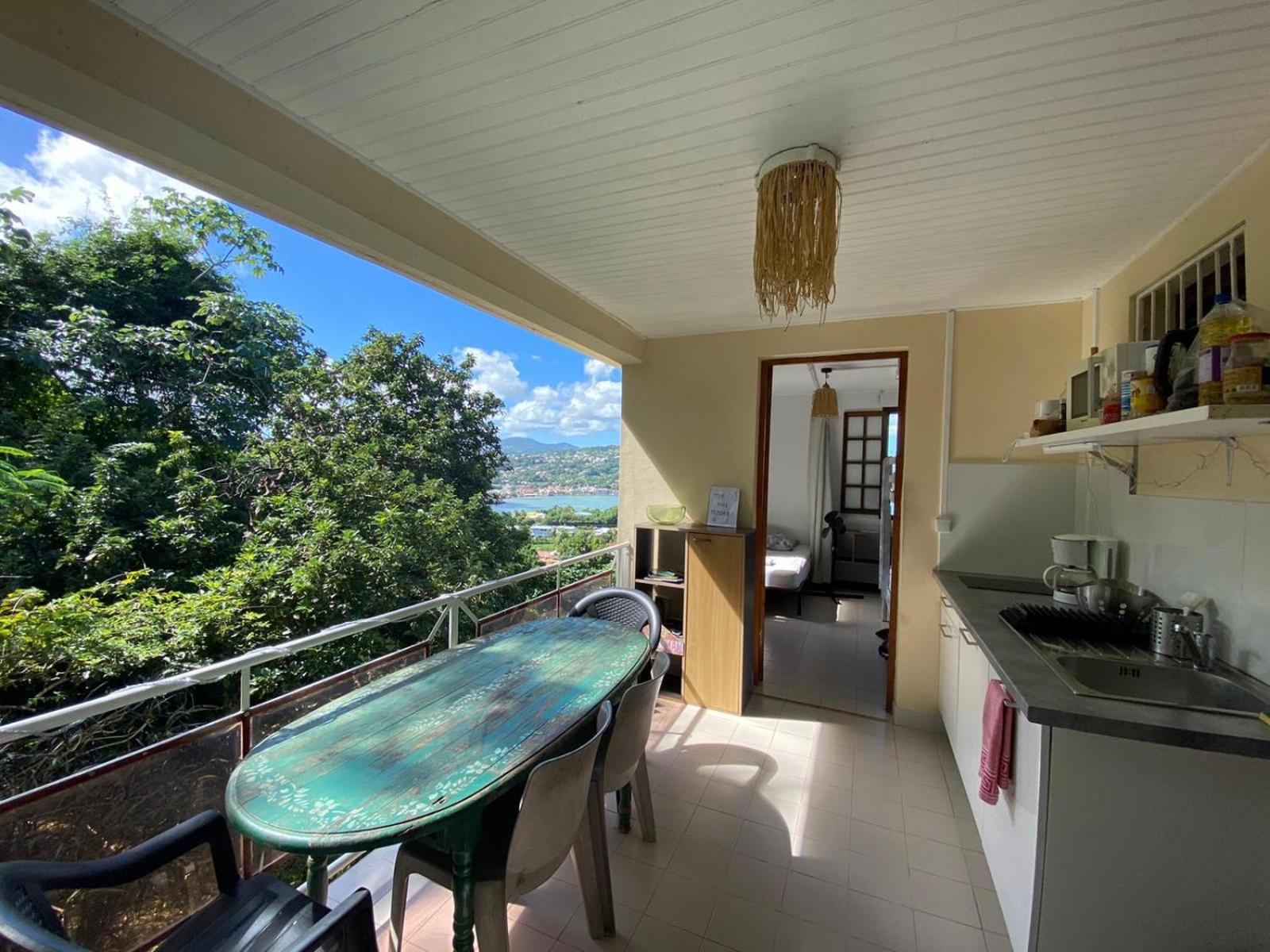 Top Hill Hostel- Martinique- Auberge Dortoir La Trinite Εξωτερικό φωτογραφία